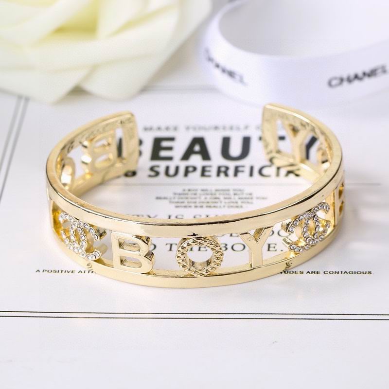 Chanel Bracelet 05yxs30